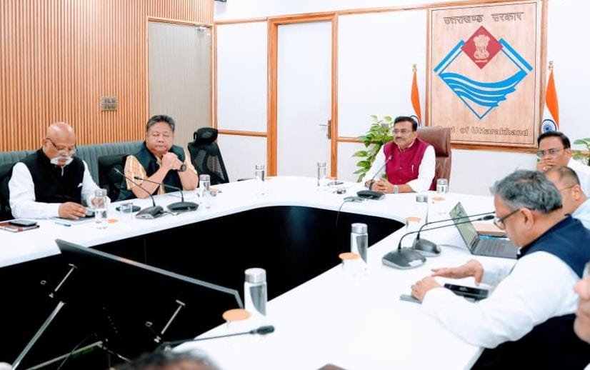 अगले 3 दिनों में अपने विभाग के अंतर्गत उपनलकर्मियों के मध्य कांट्रैक्ट कराना सुनिश्चित करें : मुख्य सचिव
